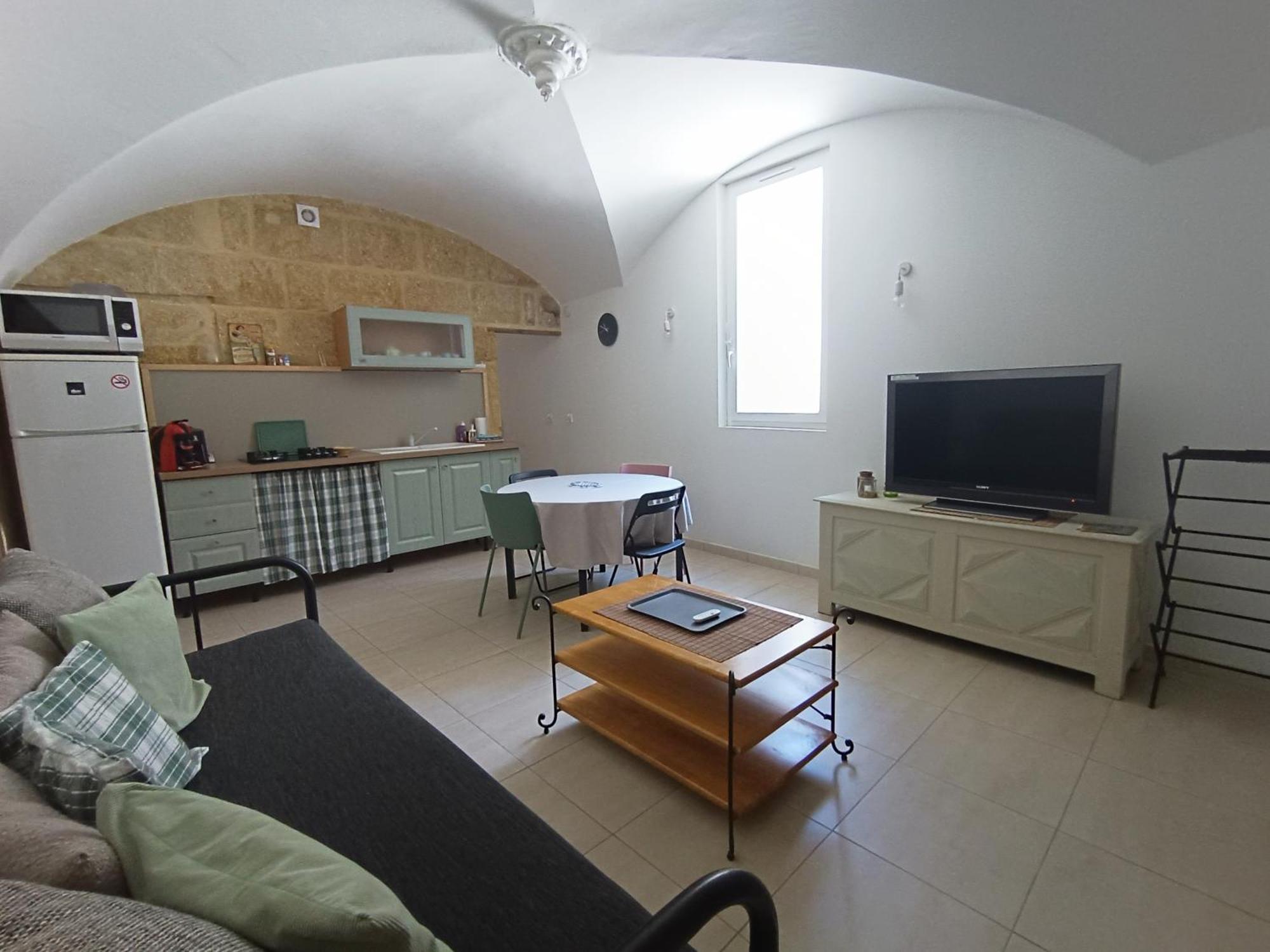 Dans Maison De Maitre, Appartement Independant. Montfrin 外观 照片